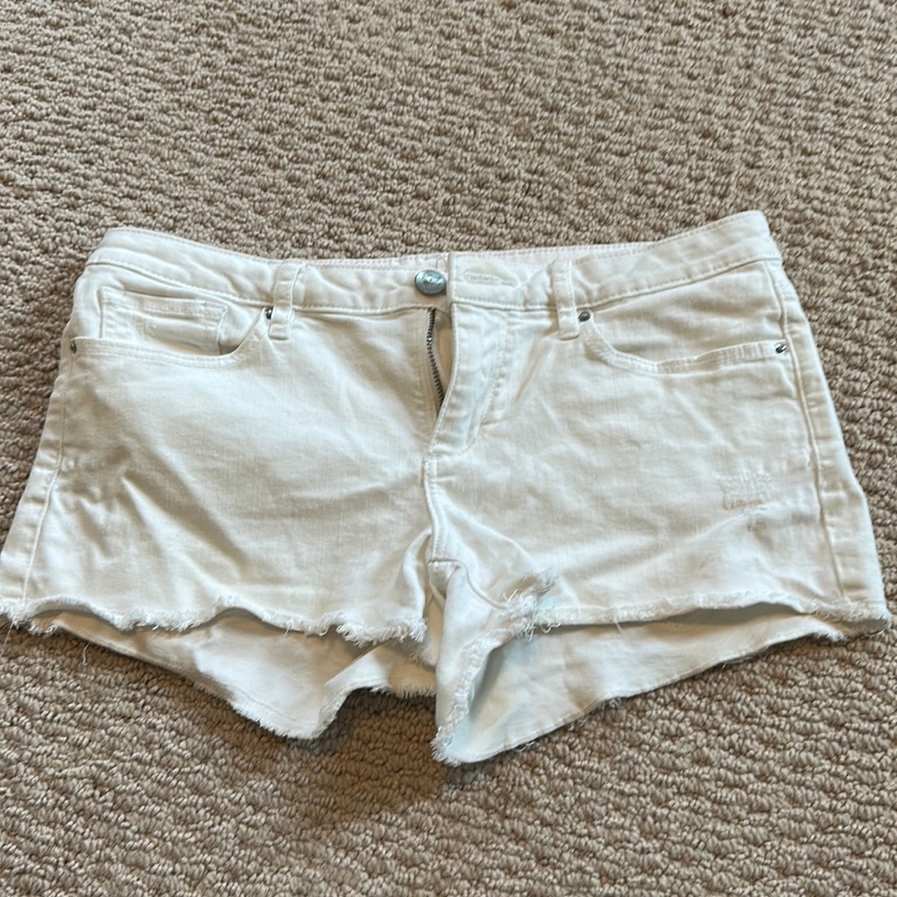 Chip and pepper shorts